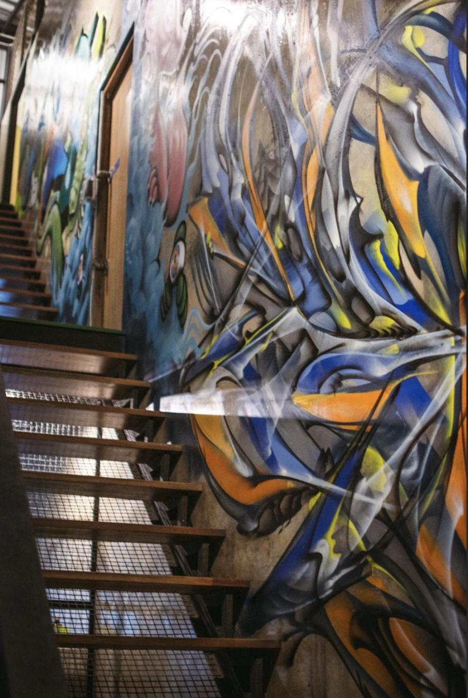 Area81 Hideout Hostel Банкок Екстериор снимка